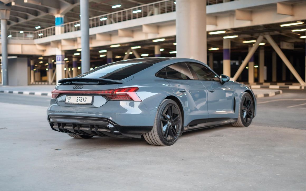 Audi E-tron GT - image 9