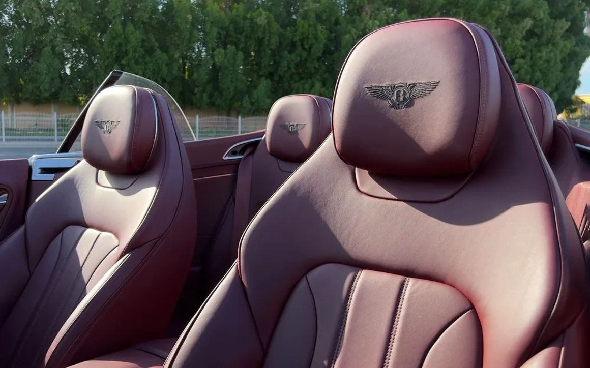 BENTLEY CONTINENTAL GTC - image 8