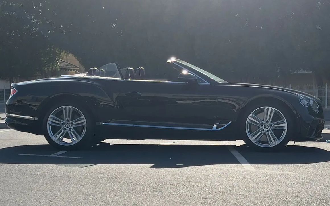 BENTLEY CONTINENTAL GTC - image 3