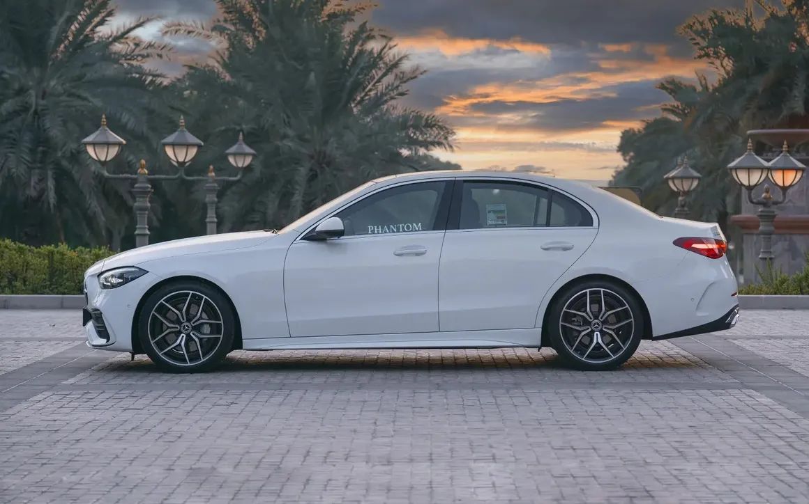 MERCEDES C200 - image 2