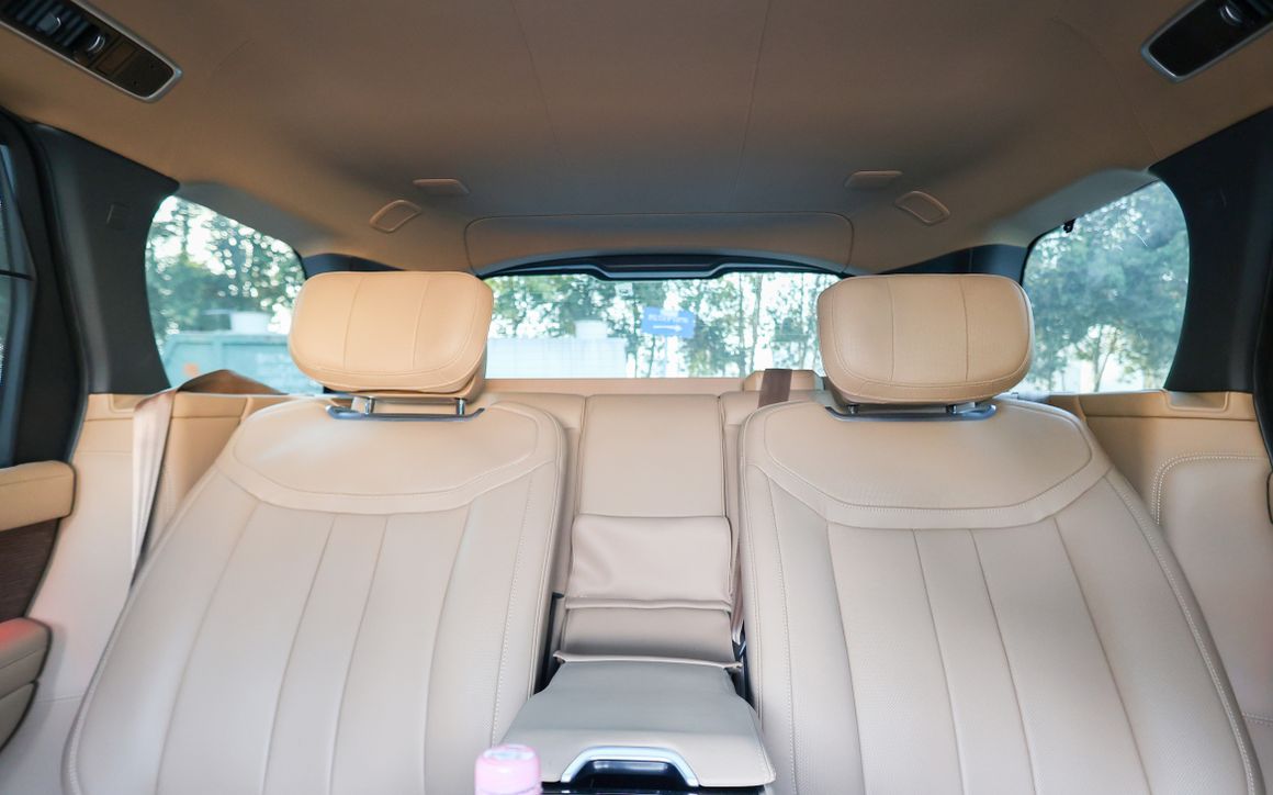 Range Rover Vogue Autobiography Long - image 20