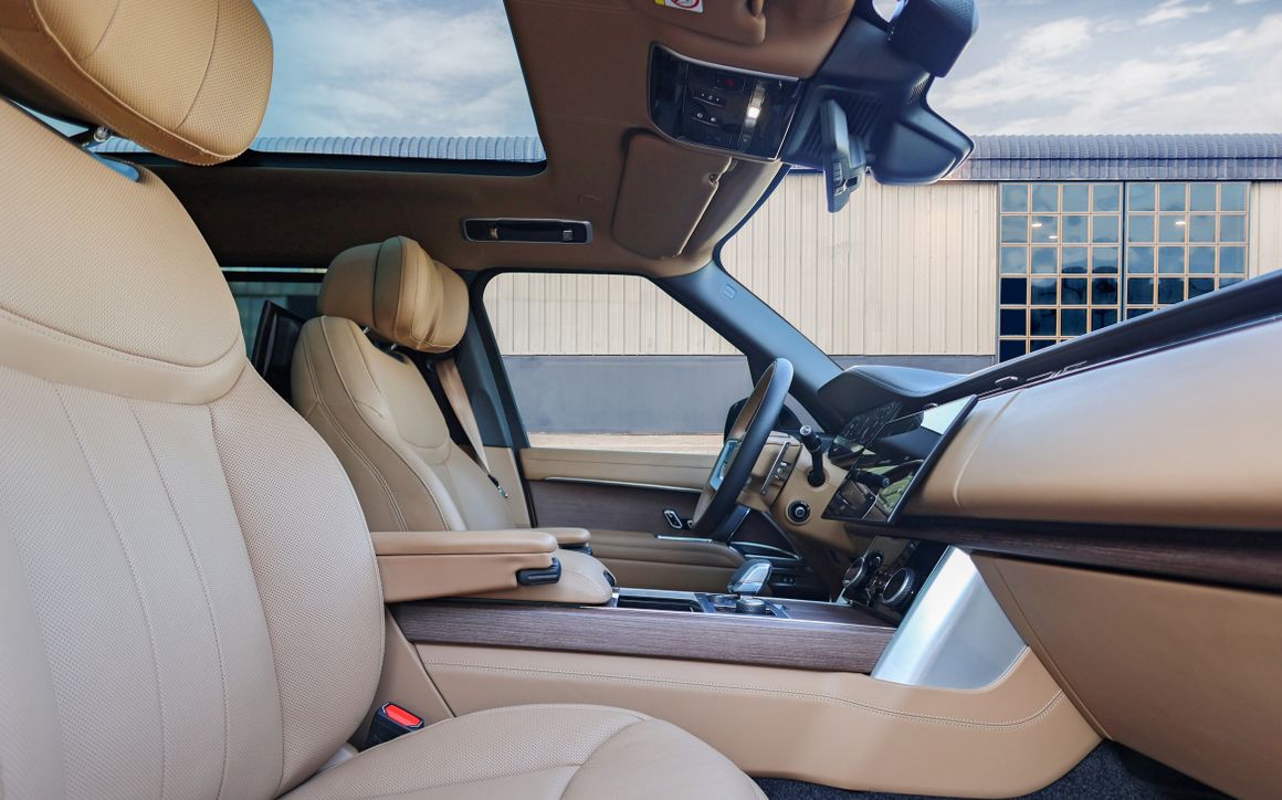 Range Rover Vogue Autobiography Long - image 9
