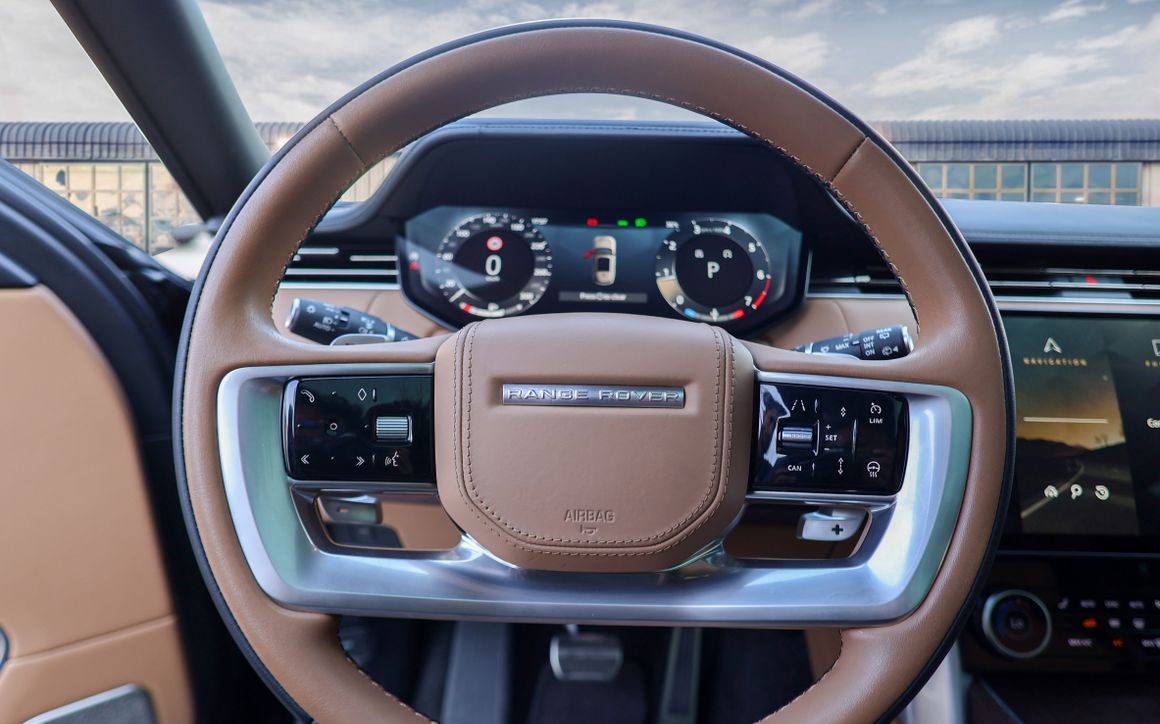 Range Rover Vogue Autobiography Long - image 13