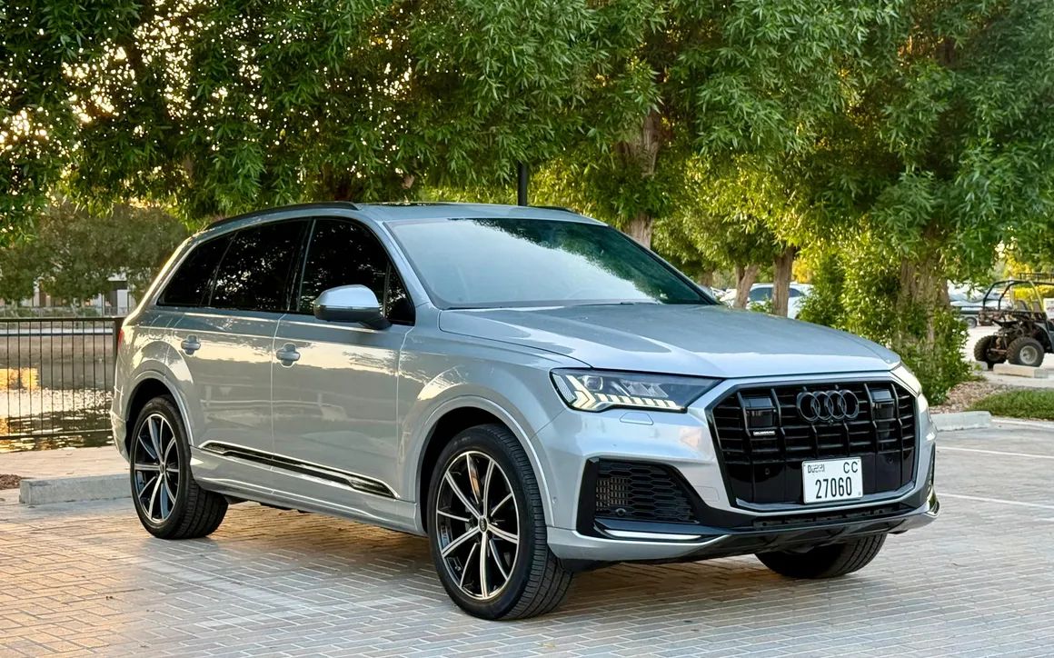 Audi Q7 - image 3