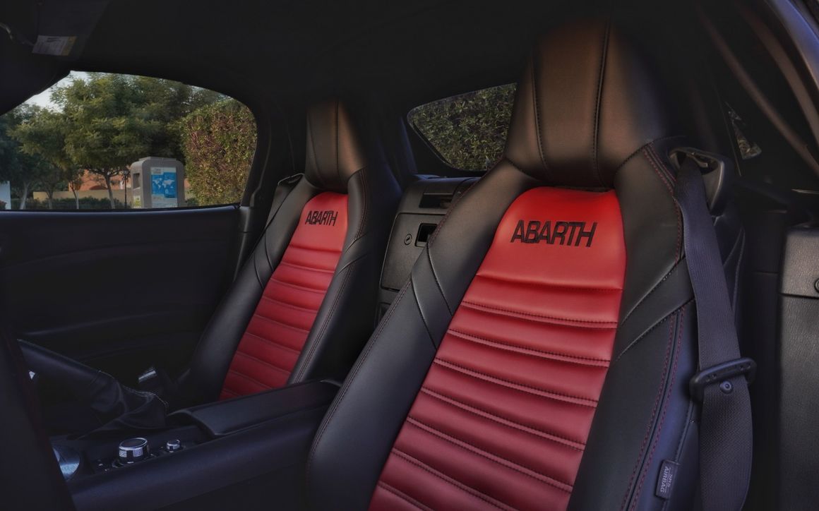 Fiat 124 Spider - image 13