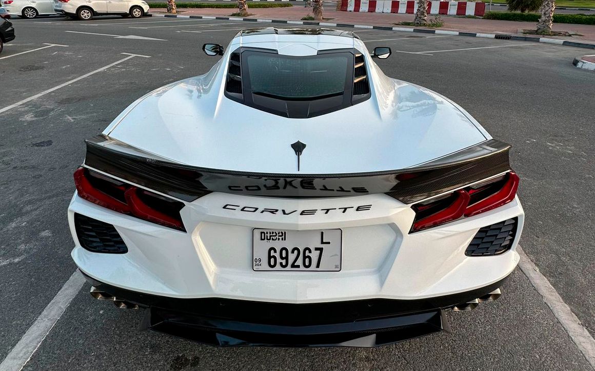 Chevrolet Corvette - image 4