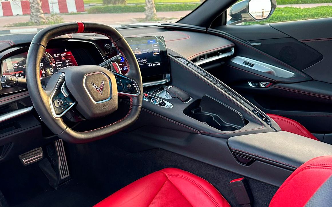 Chevrolet Corvette - image 6