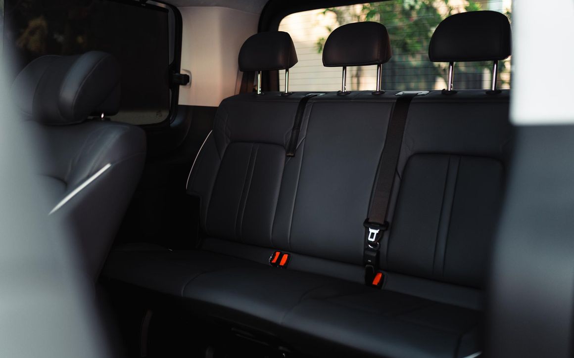 HYUNDAI STARIA - image 4