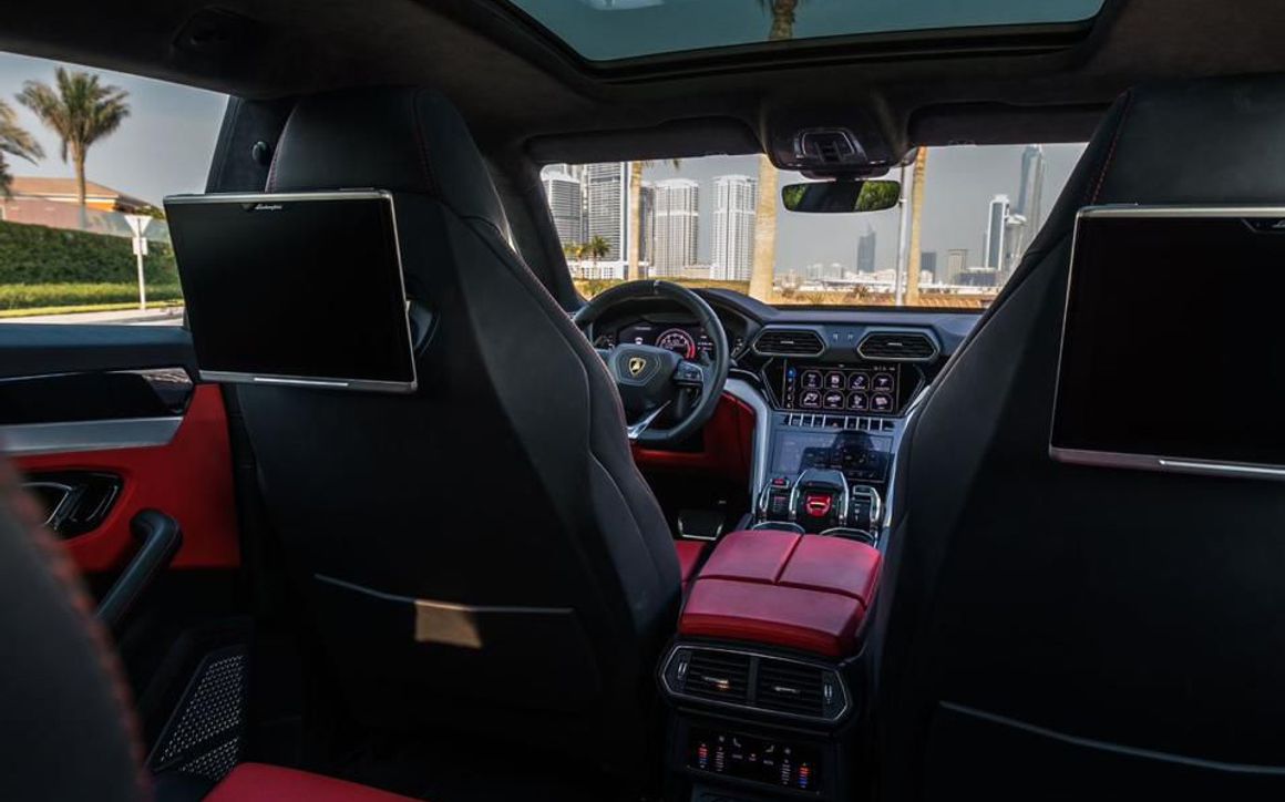 Lamborghini Urus - image 7