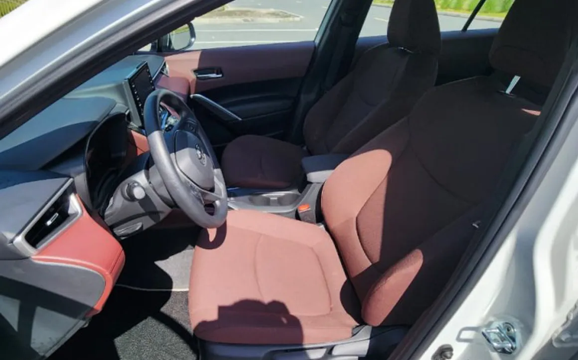 TOYOTA COROLLA CROSS - 2024 - image 3
