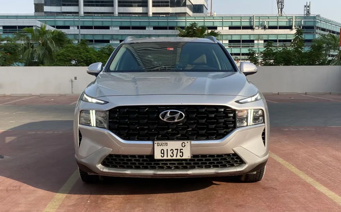 Hyundai Santa Fe - image 2