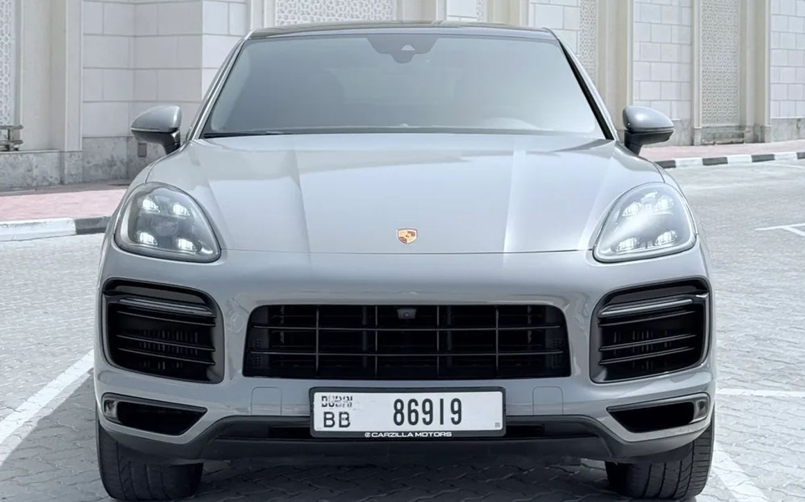 Porsche Cayenne - image 3