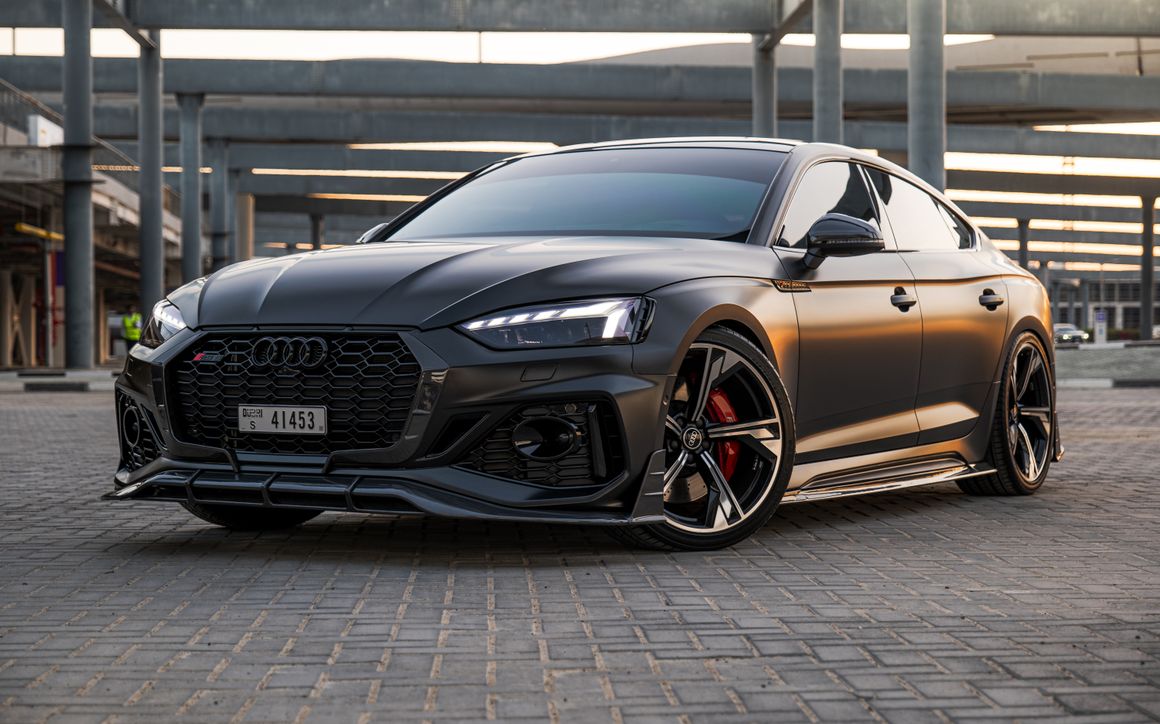 Audi RS5 Carbon Edition - image 1