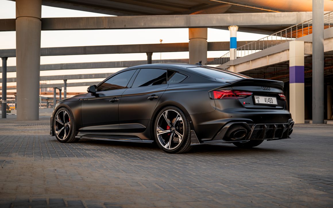 Audi RS5 Carbon Edition - image 7
