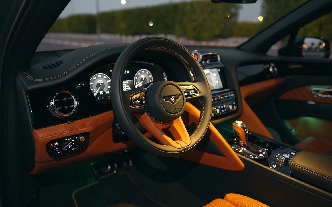 Bentley BENTAYGA - image 7