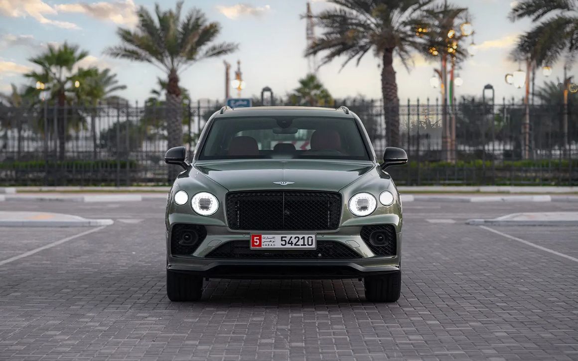 Bentley BENTAYGA - image 3