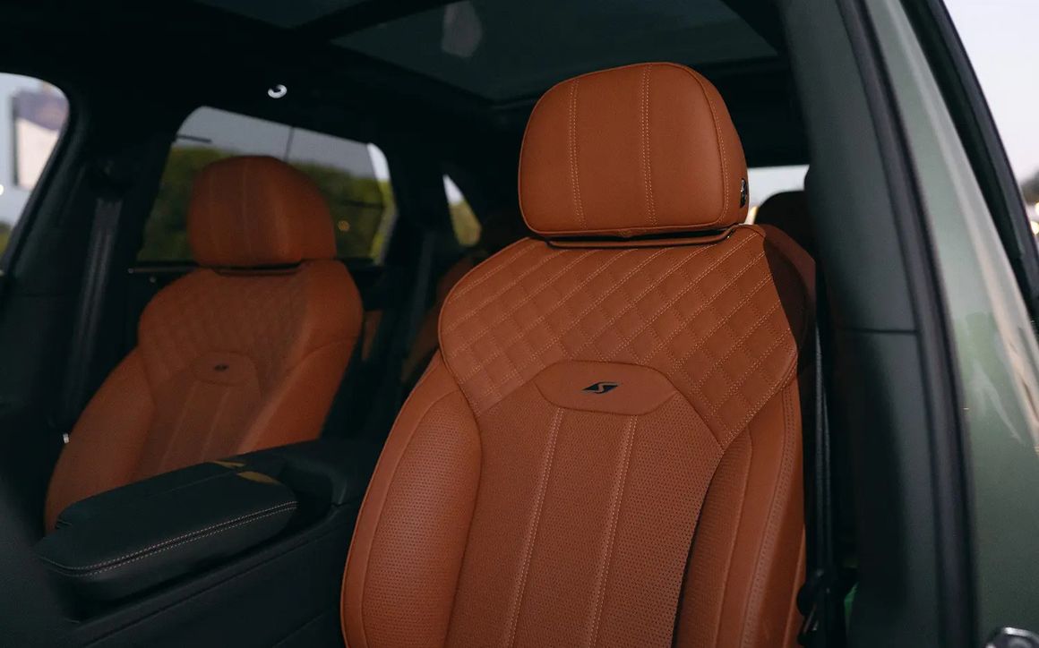 Bentley BENTAYGA - image 9
