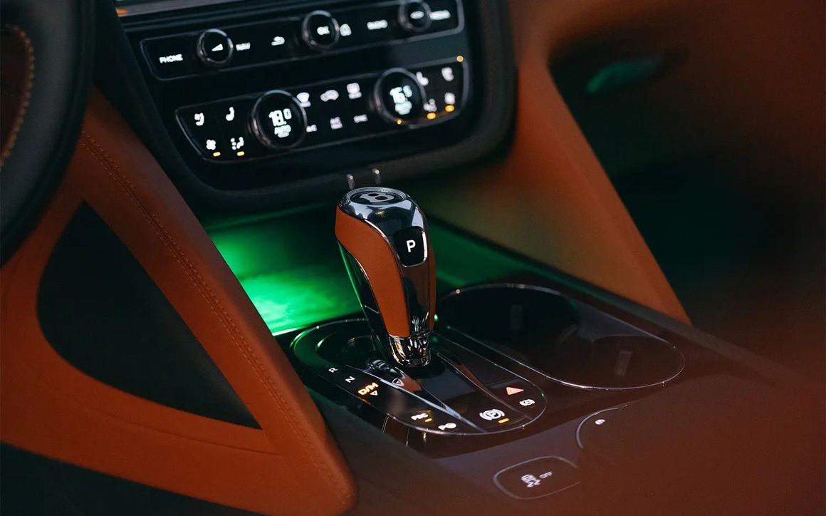 Bentley BENTAYGA - image 8