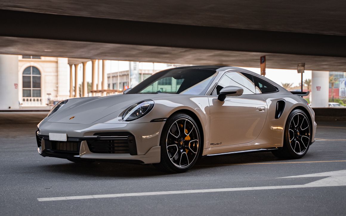 PORSCHE 911 TURBO S - image 1