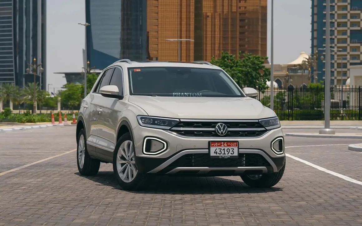 VOLKSWAGEN t-roc - image 1