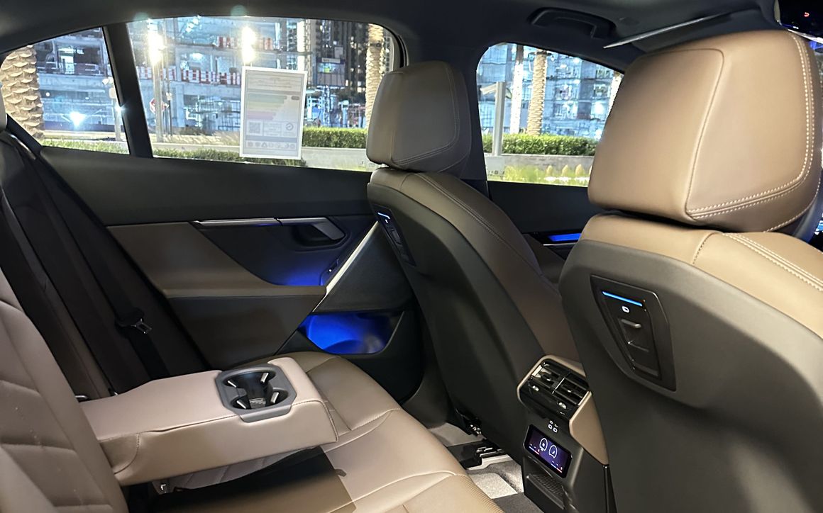BMW 520i - image 5