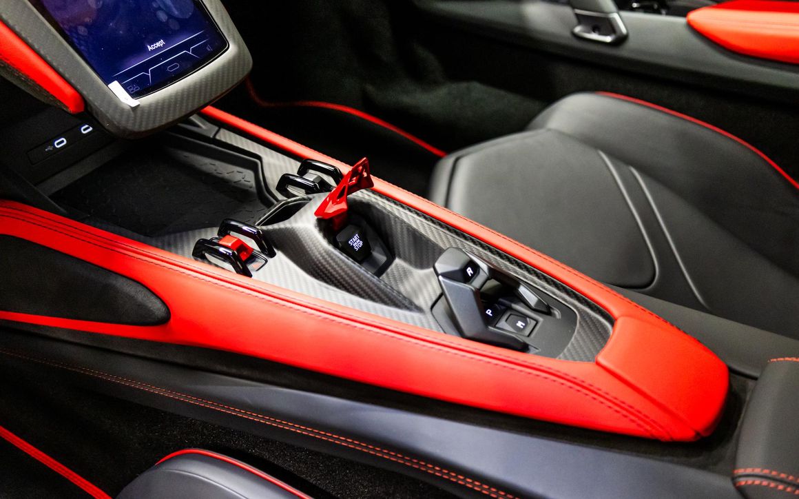 Lamborghini Revuelto - image 21
