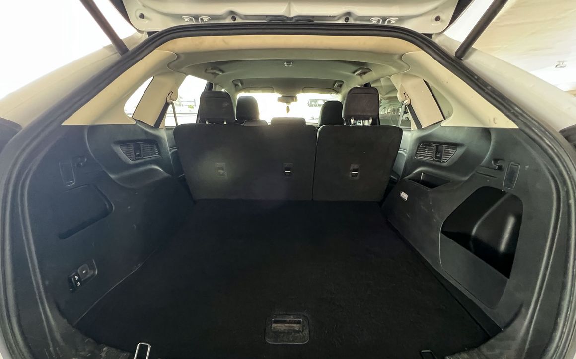 Ford Edge - image 8