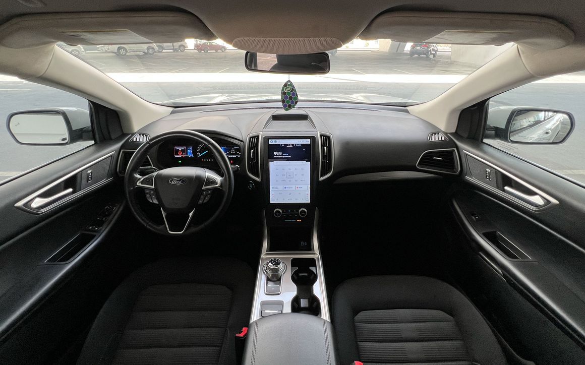 Ford Edge - image 11