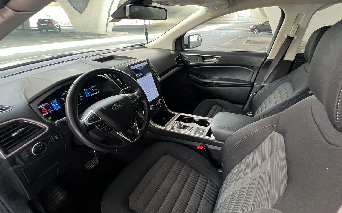 Ford Edge - image 9