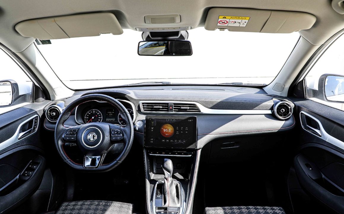 MG ZS LUXURY - image 5