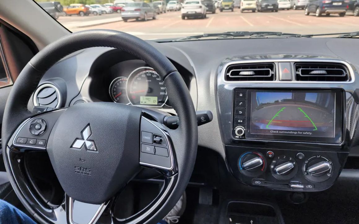 Mitsubishi ATTRAGE - image 8