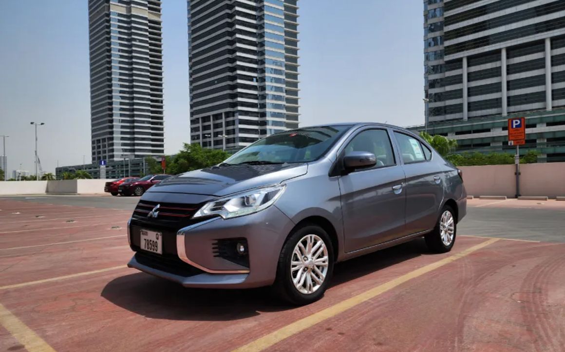 Mitsubishi ATTRAGE - image 1