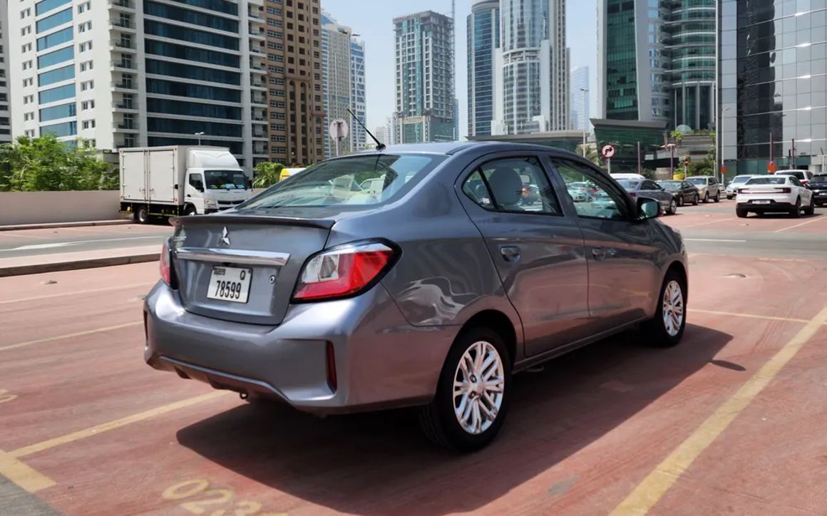 Mitsubishi ATTRAGE - image 4