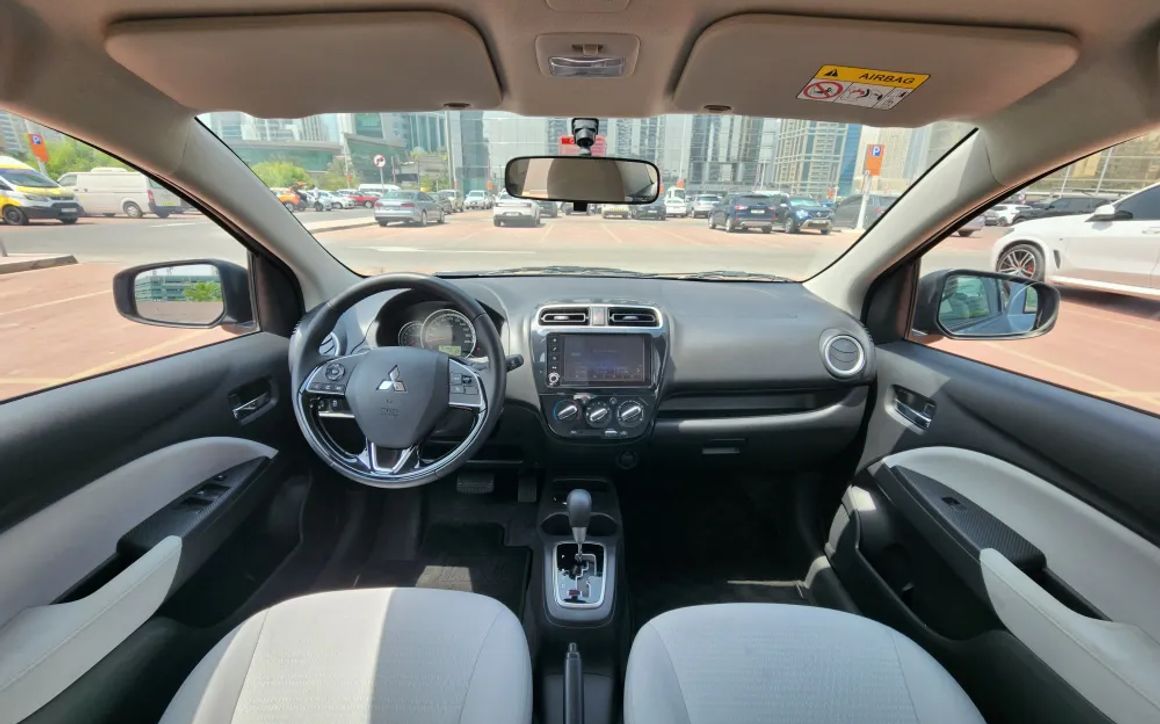 Mitsubishi ATTRAGE - image 7