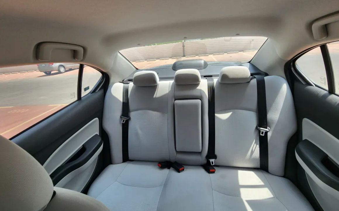 Mitsubishi ATTRAGE - image 10