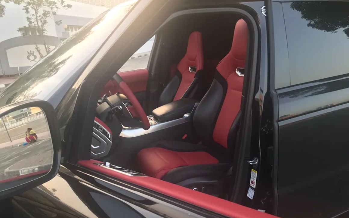 RANGE ROVER SVR-INSIDE RED - image 7