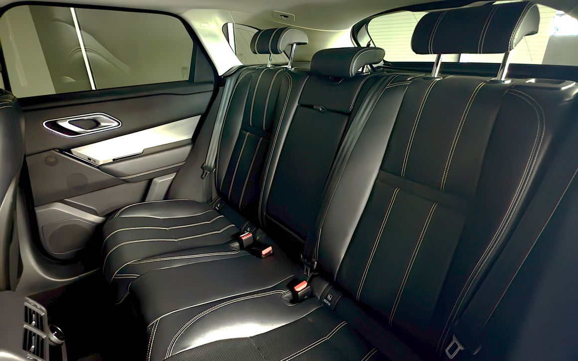 Range Rover Velar - image 8