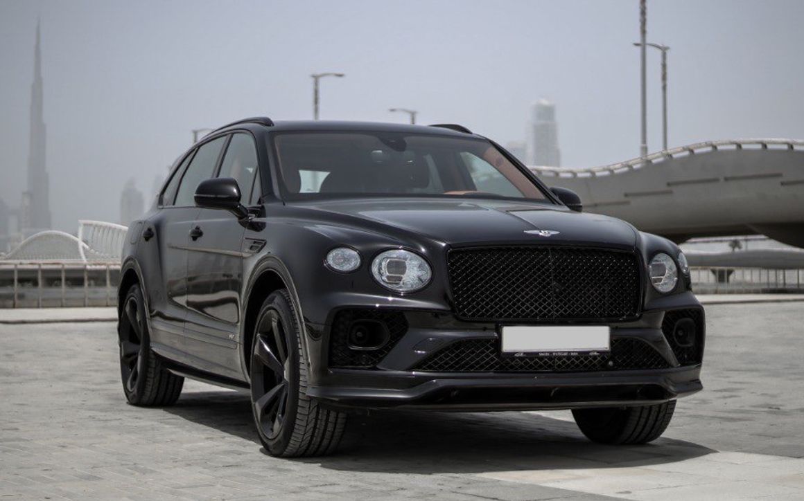 BENTLEY BENTAYGA V12 - image 1
