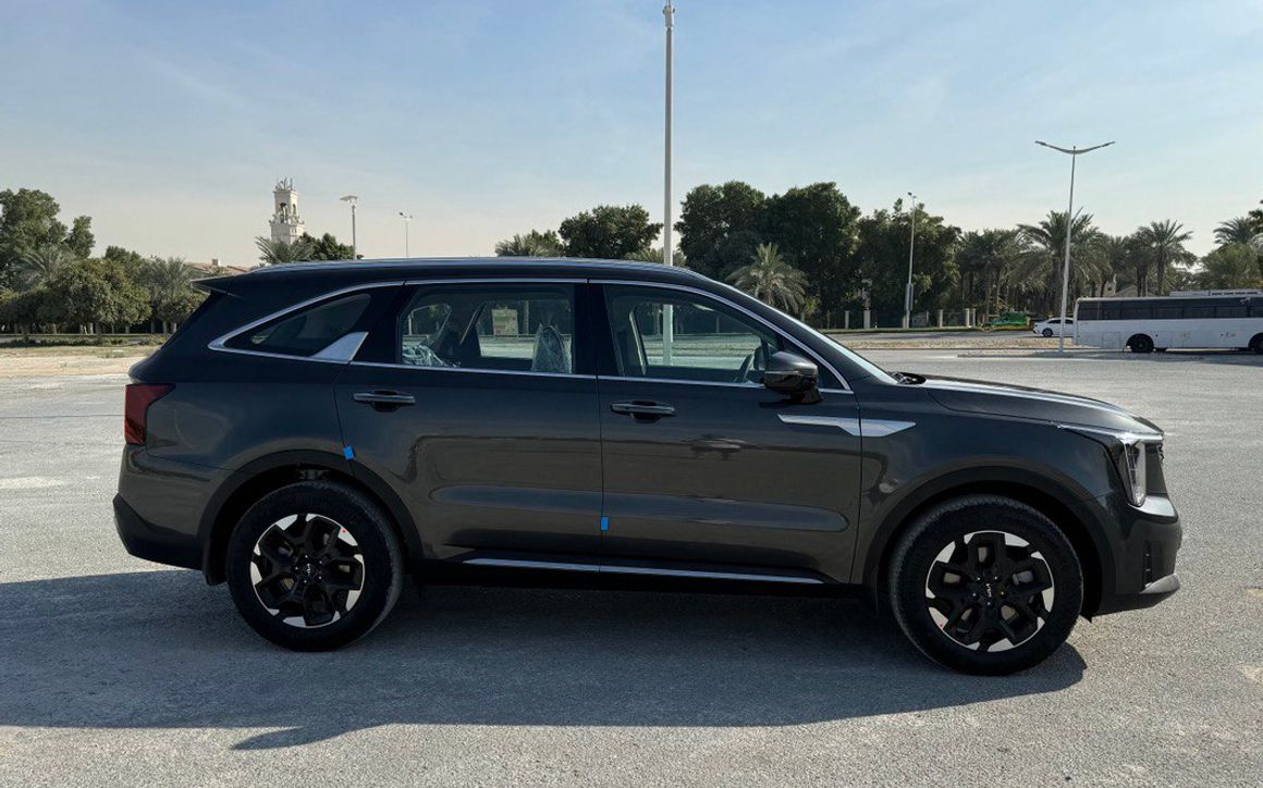 KIA Sorento - image 4