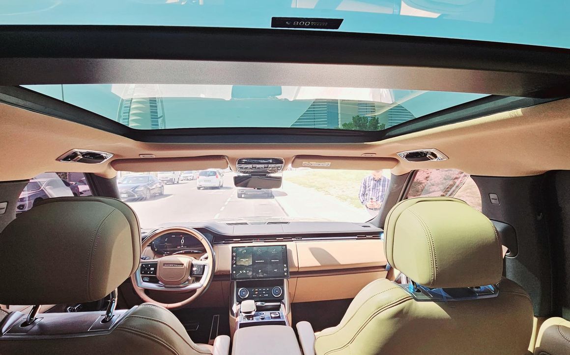 Range Rover HSE - image 6