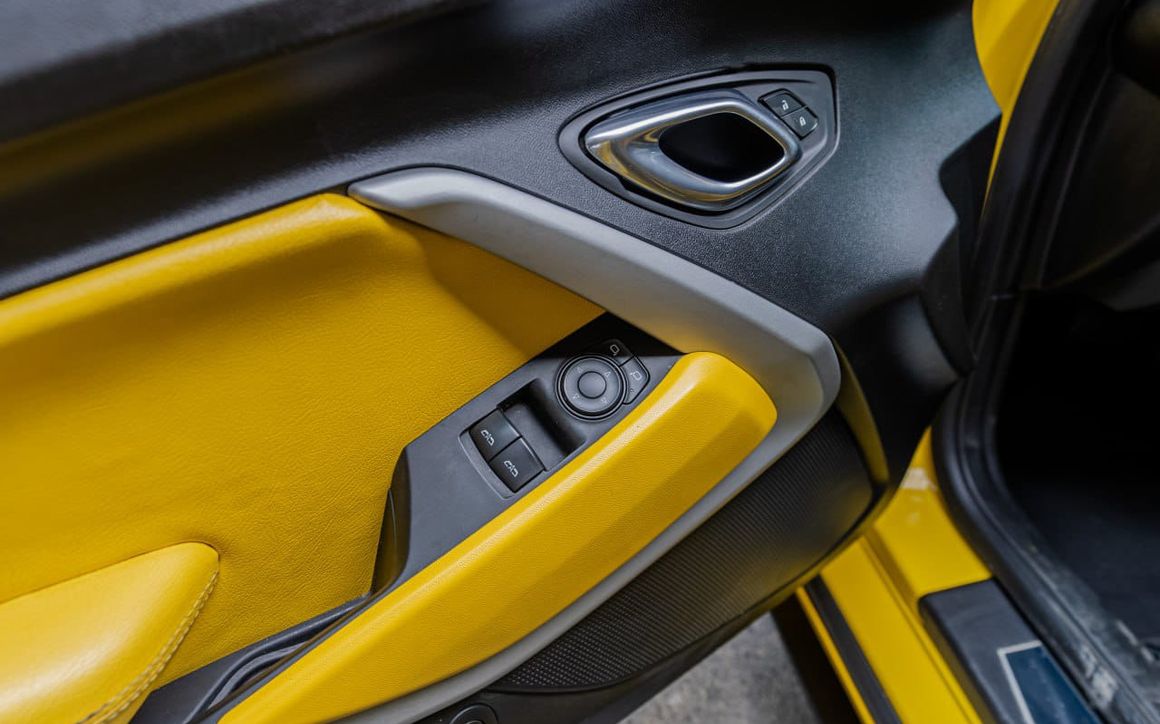 CHEVROLET CAMARO 2019 - image 11