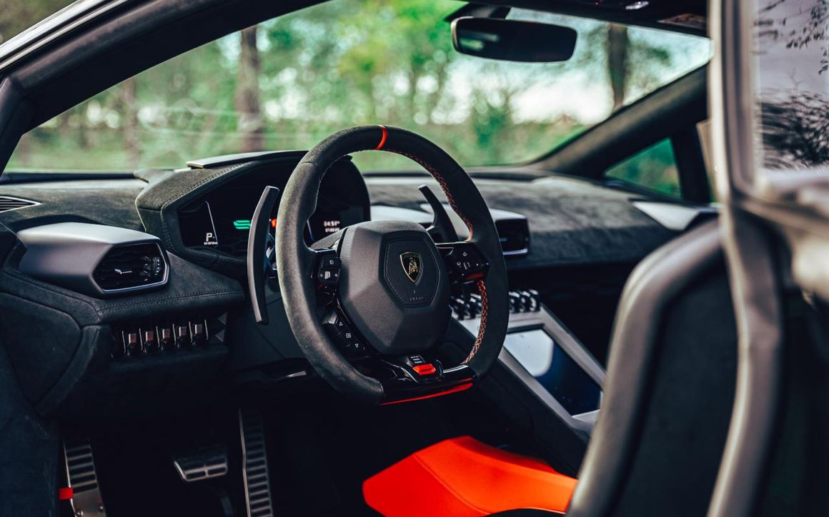 Lamborghini  Huracan STO - image 13