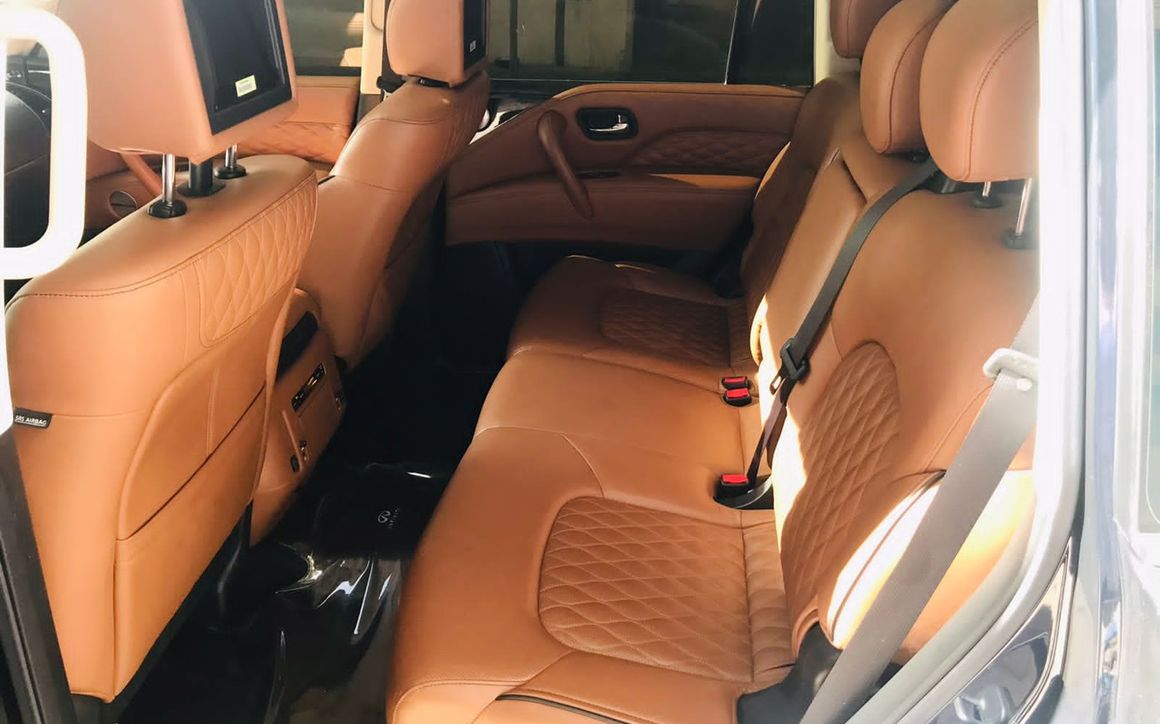 INFINITI QX80 - image 7