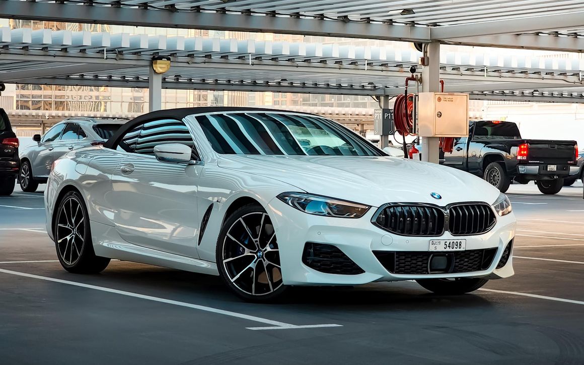 BMW M850i - image 1