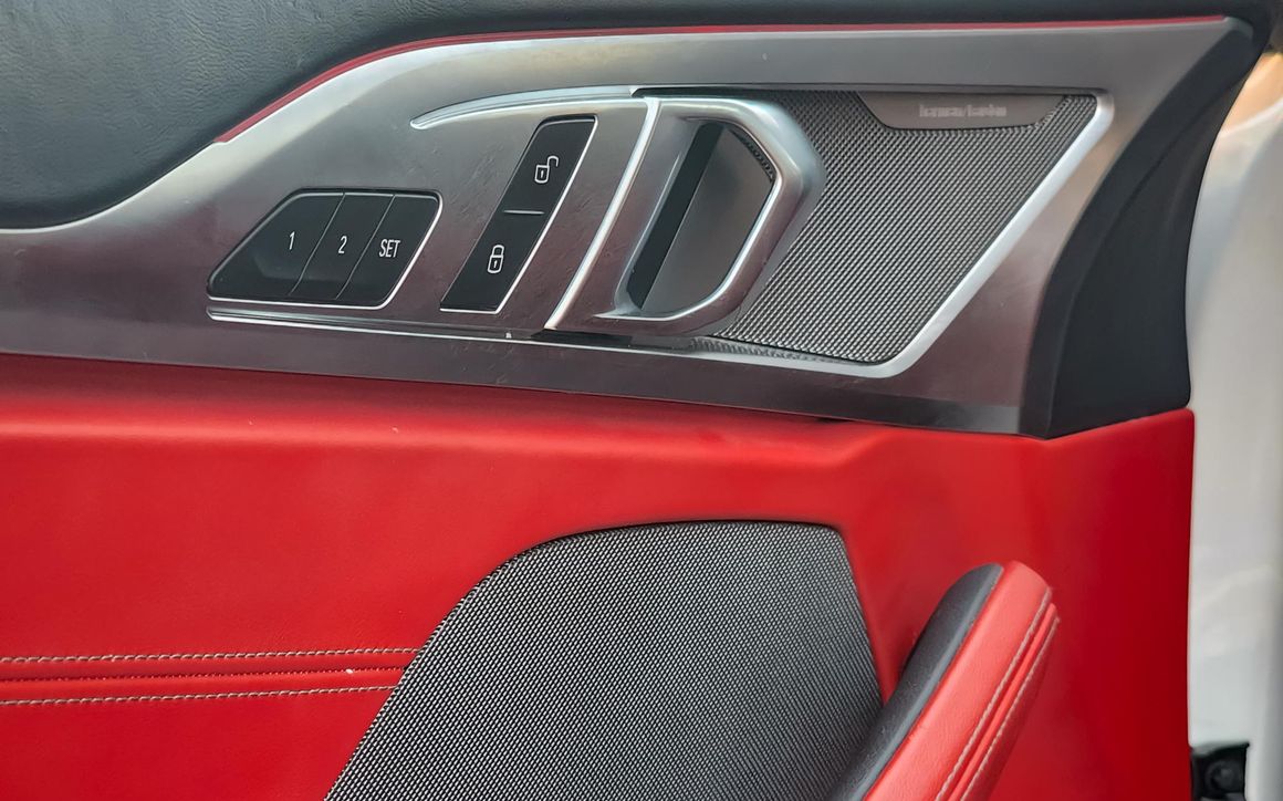 BMW M850i - image 11