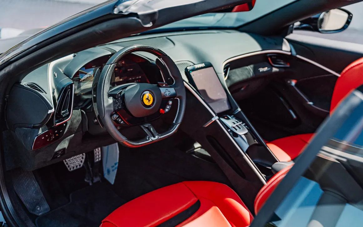 Ferrari Roma Spider - image 12