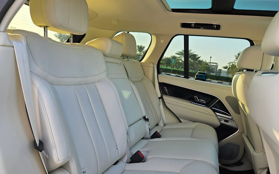 Range Rover Vogue - image 10