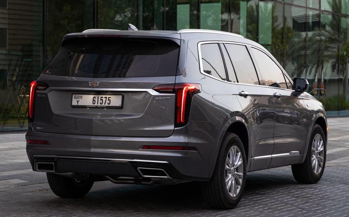 Cadillac  XT6 - image 3