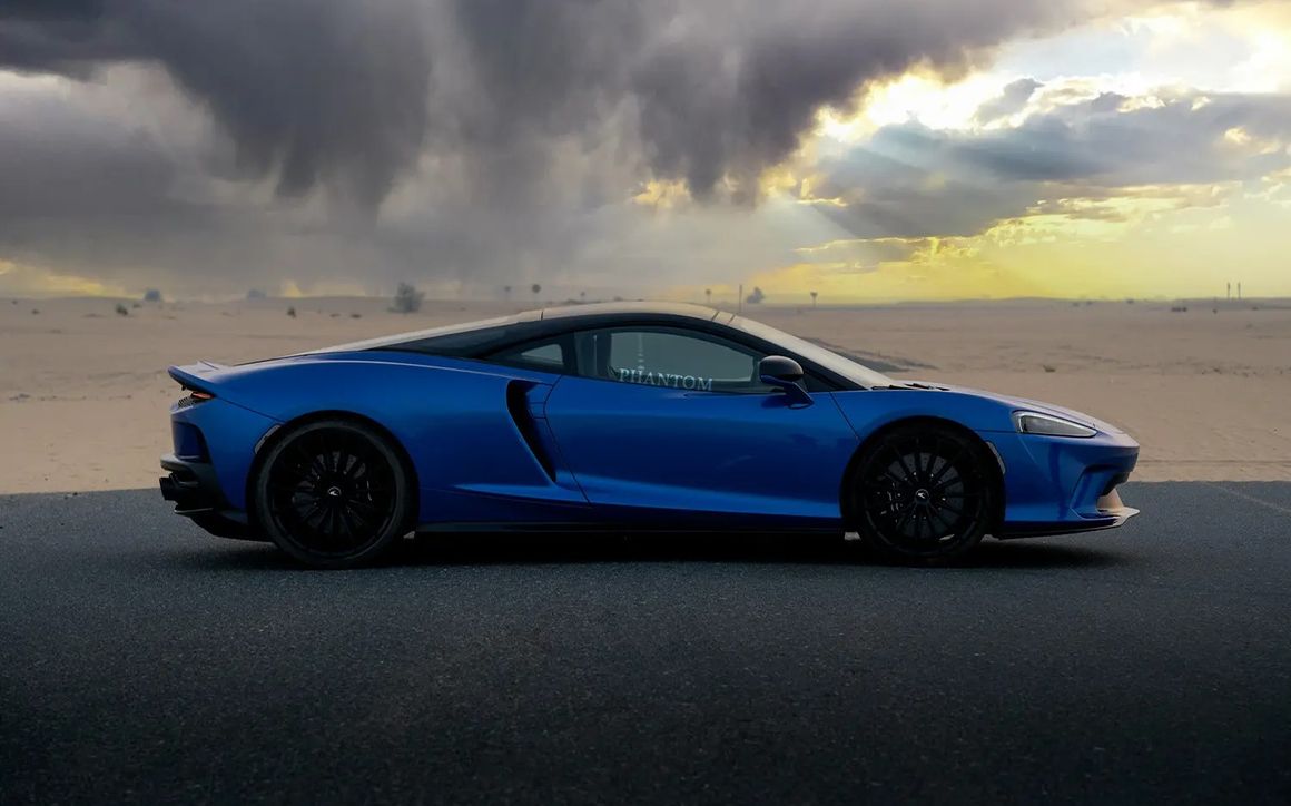 MCLAREN GT - image 2
