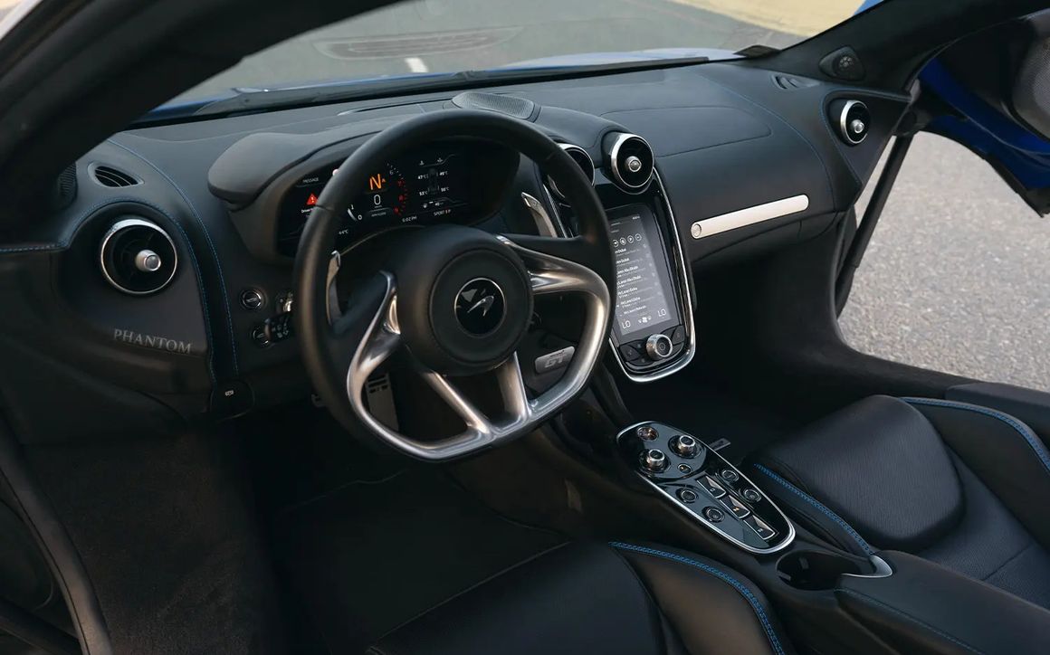 MCLAREN GT - image 11